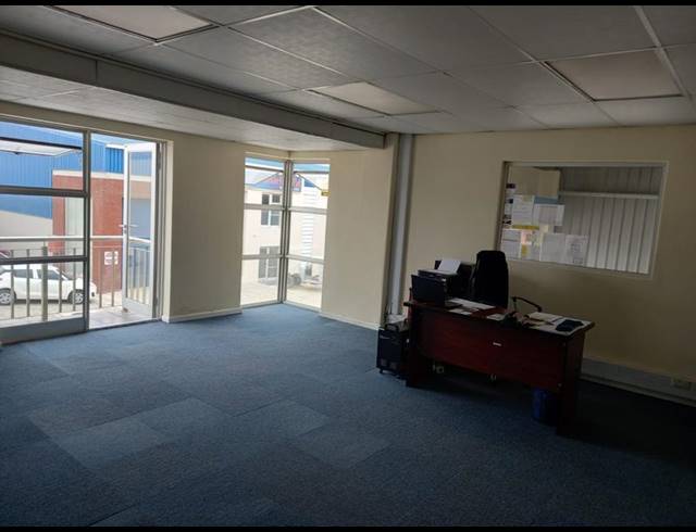 BUSINESS PROPERTY TO RENT IN FAIRVIEW